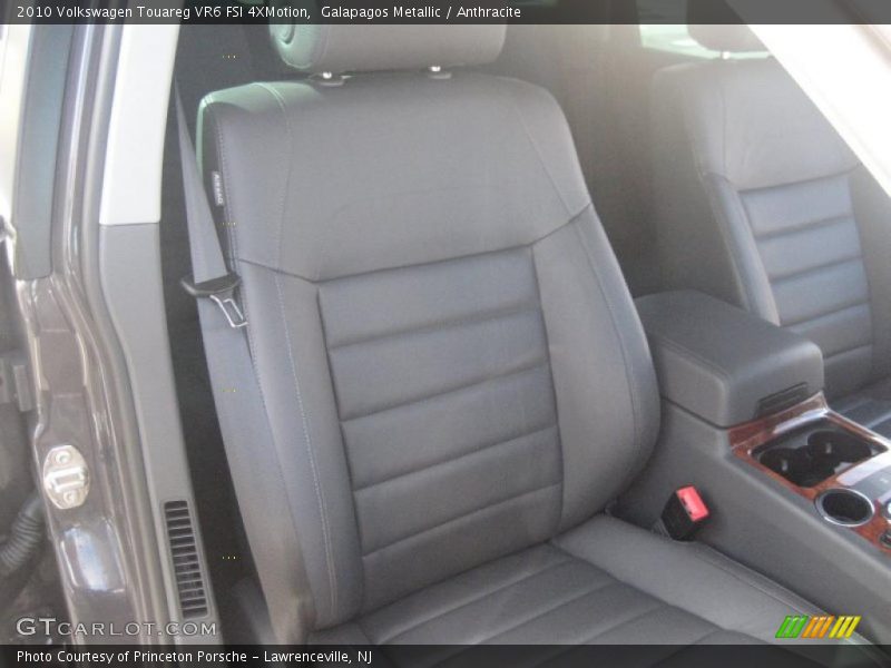 Galapagos Metallic / Anthracite 2010 Volkswagen Touareg VR6 FSI 4XMotion