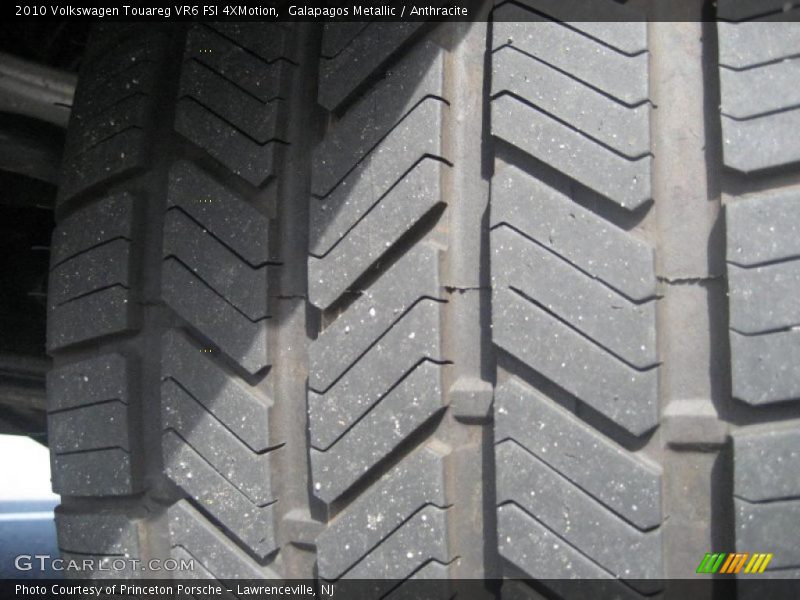 Galapagos Metallic / Anthracite 2010 Volkswagen Touareg VR6 FSI 4XMotion