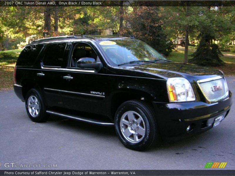 Onyx Black / Ebony Black 2007 GMC Yukon Denali AWD