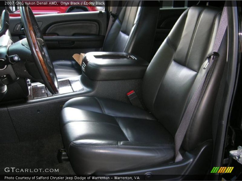 Onyx Black / Ebony Black 2007 GMC Yukon Denali AWD