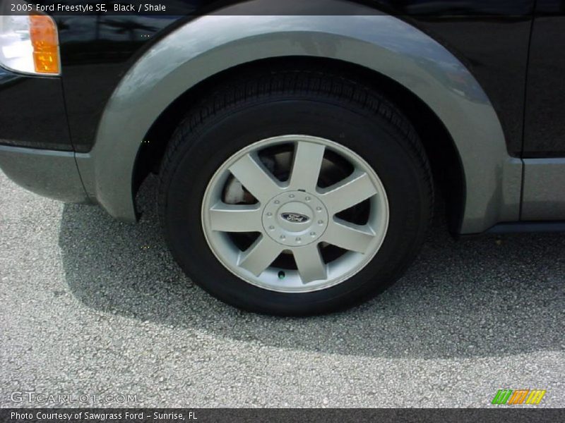 Black / Shale 2005 Ford Freestyle SE