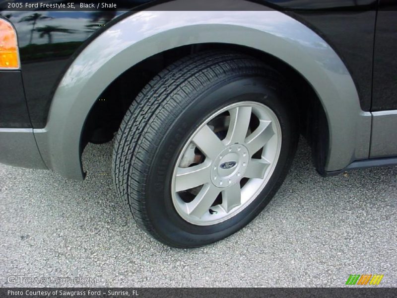 Black / Shale 2005 Ford Freestyle SE