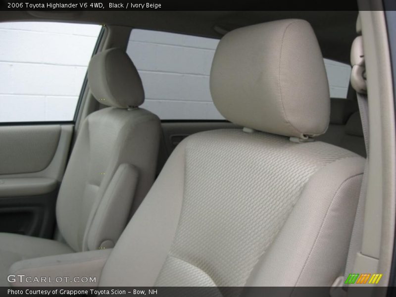 Black / Ivory Beige 2006 Toyota Highlander V6 4WD