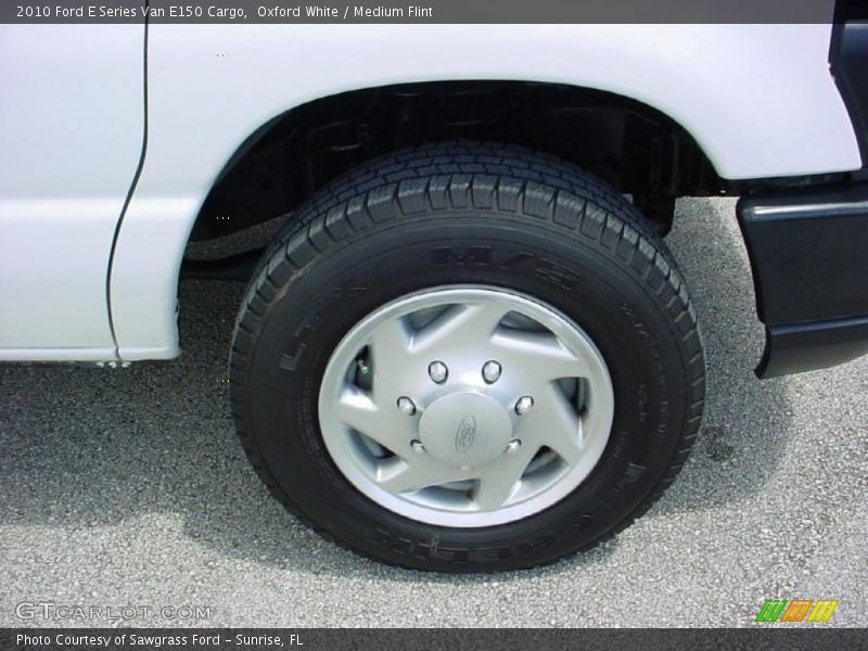 Oxford White / Medium Flint 2010 Ford E Series Van E150 Cargo