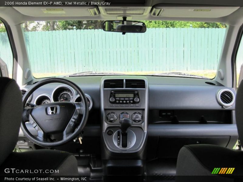 Kiwi Metallic / Black/Gray 2006 Honda Element EX-P AWD