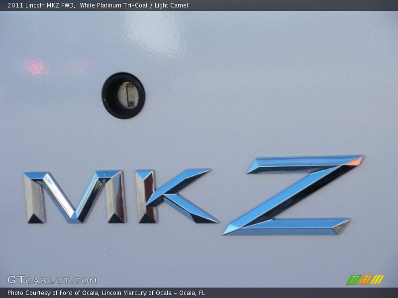 White Platinum Tri-Coat / Light Camel 2011 Lincoln MKZ FWD