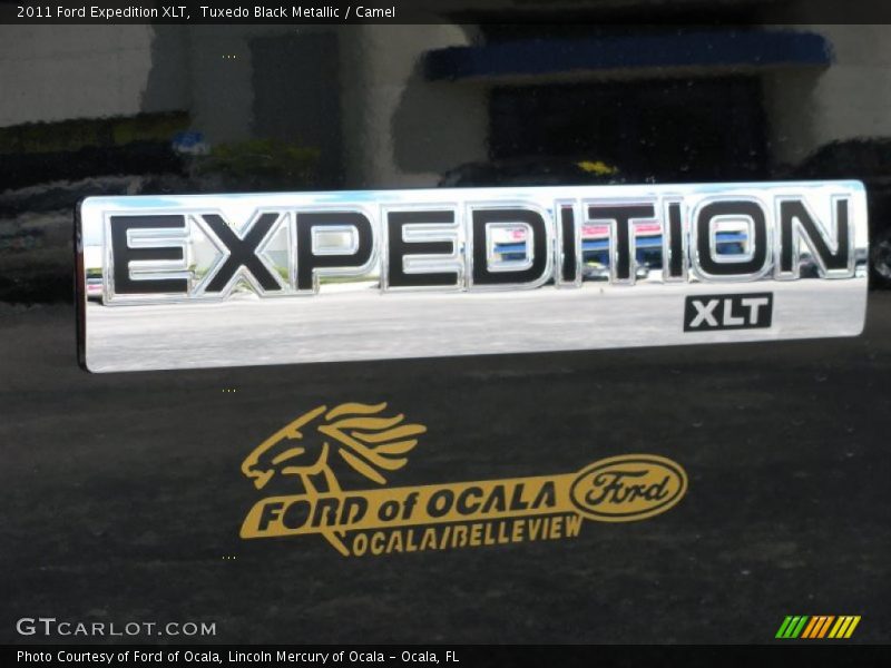 Tuxedo Black Metallic / Camel 2011 Ford Expedition XLT