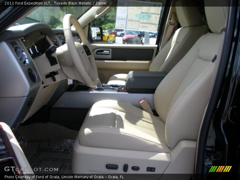 Tuxedo Black Metallic / Camel 2011 Ford Expedition XLT