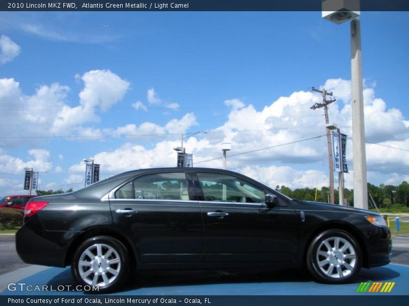 Atlantis Green Metallic / Light Camel 2010 Lincoln MKZ FWD