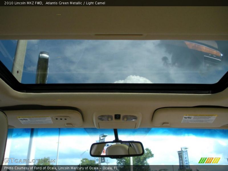 Atlantis Green Metallic / Light Camel 2010 Lincoln MKZ FWD