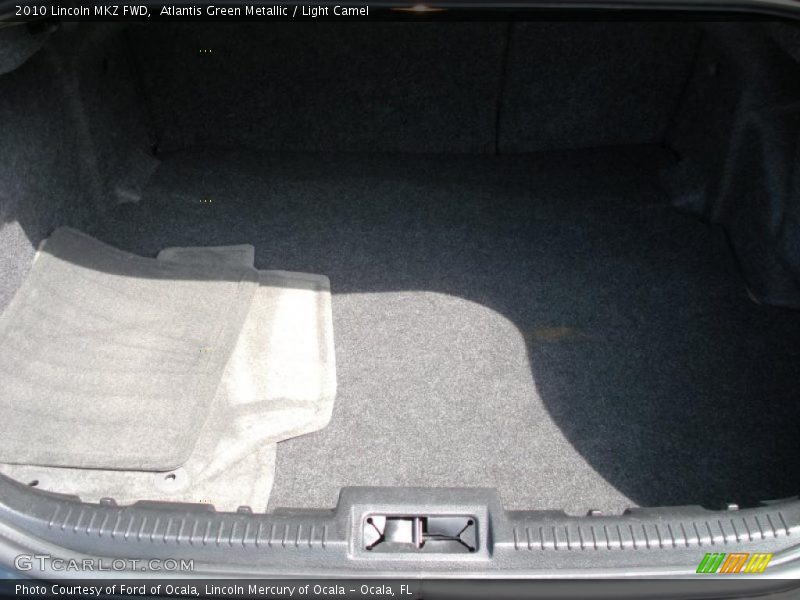 Atlantis Green Metallic / Light Camel 2010 Lincoln MKZ FWD