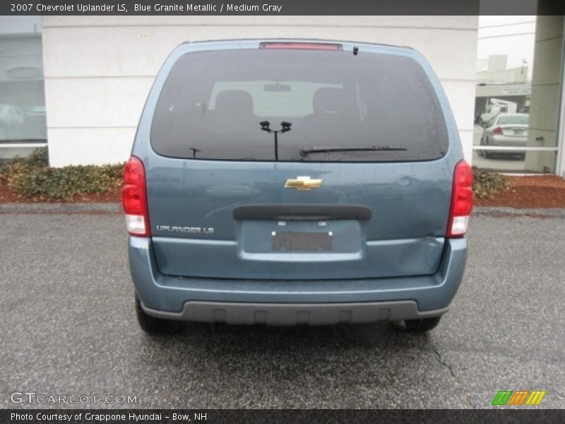 Blue Granite Metallic / Medium Gray 2007 Chevrolet Uplander LS