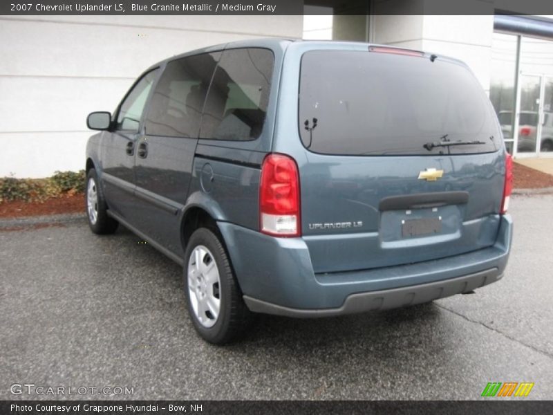 Blue Granite Metallic / Medium Gray 2007 Chevrolet Uplander LS