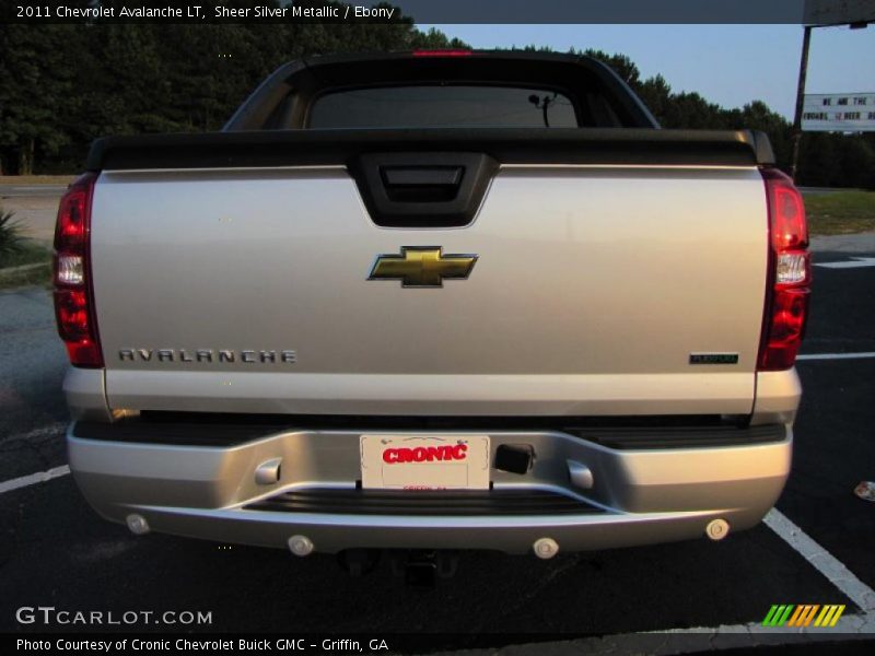 Sheer Silver Metallic / Ebony 2011 Chevrolet Avalanche LT