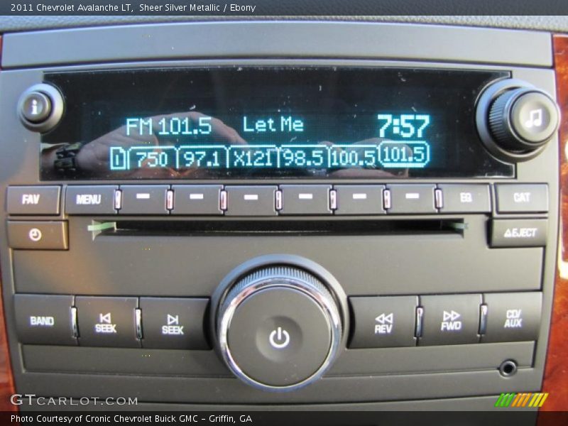 Sheer Silver Metallic / Ebony 2011 Chevrolet Avalanche LT