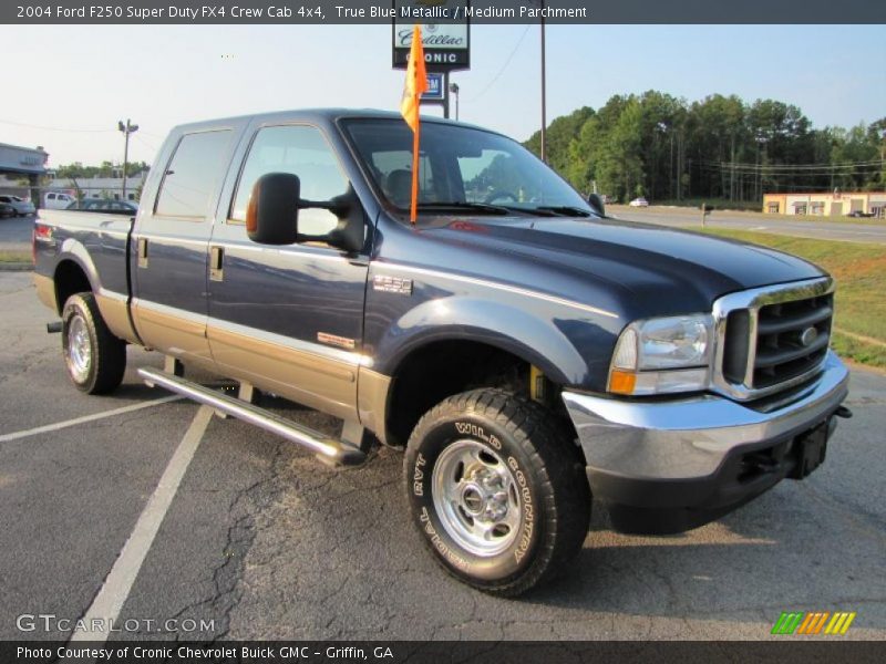 True Blue Metallic / Medium Parchment 2004 Ford F250 Super Duty FX4 Crew Cab 4x4