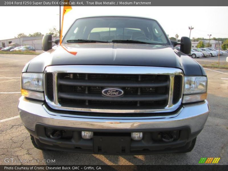 True Blue Metallic / Medium Parchment 2004 Ford F250 Super Duty FX4 Crew Cab 4x4