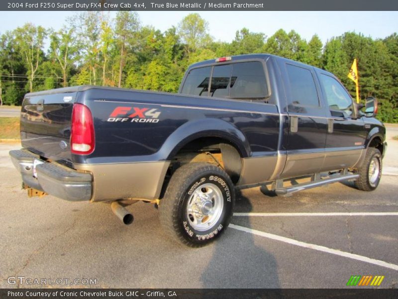 True Blue Metallic / Medium Parchment 2004 Ford F250 Super Duty FX4 Crew Cab 4x4