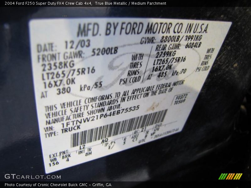 True Blue Metallic / Medium Parchment 2004 Ford F250 Super Duty FX4 Crew Cab 4x4