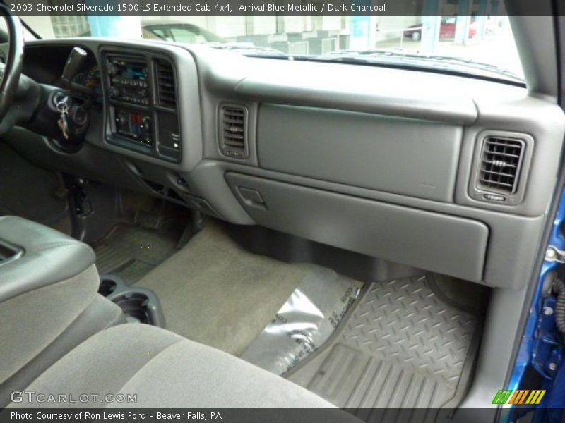Arrival Blue Metallic / Dark Charcoal 2003 Chevrolet Silverado 1500 LS Extended Cab 4x4