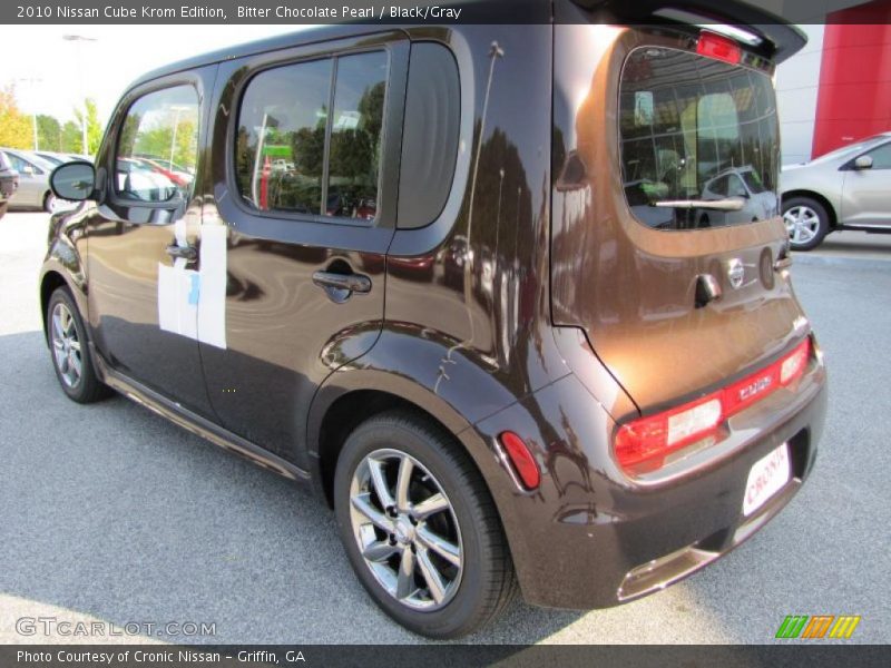 Bitter Chocolate Pearl / Black/Gray 2010 Nissan Cube Krom Edition