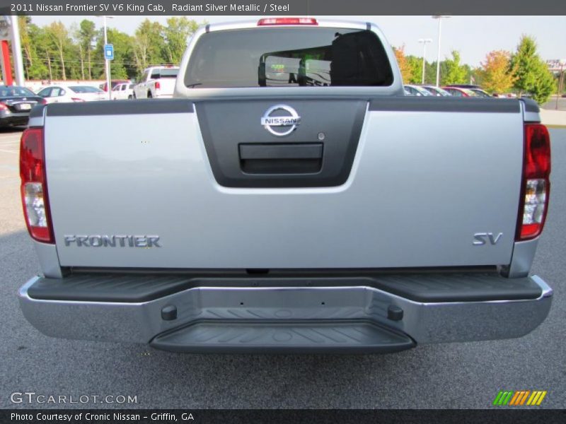 Radiant Silver Metallic / Steel 2011 Nissan Frontier SV V6 King Cab