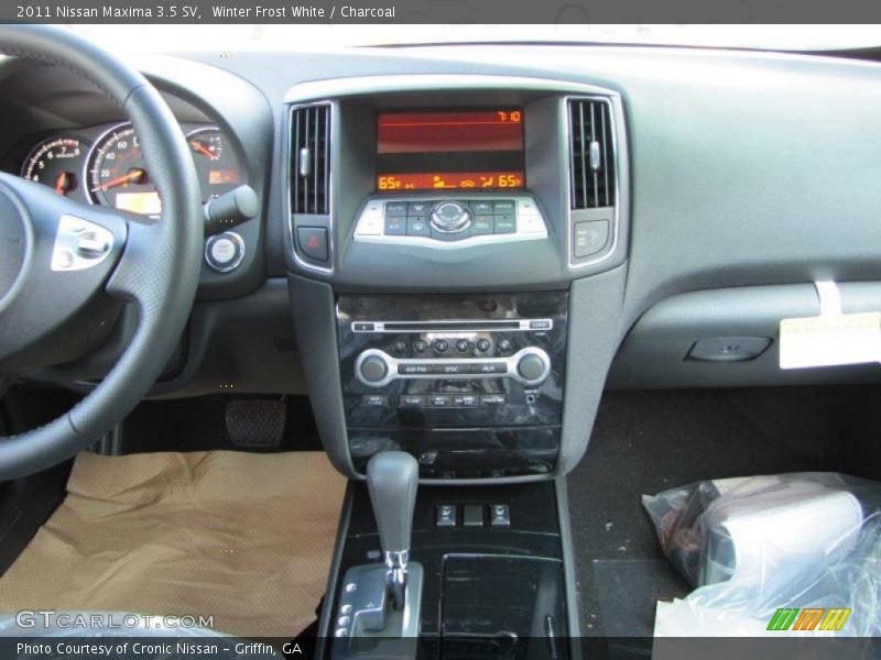 Winter Frost White / Charcoal 2011 Nissan Maxima 3.5 SV