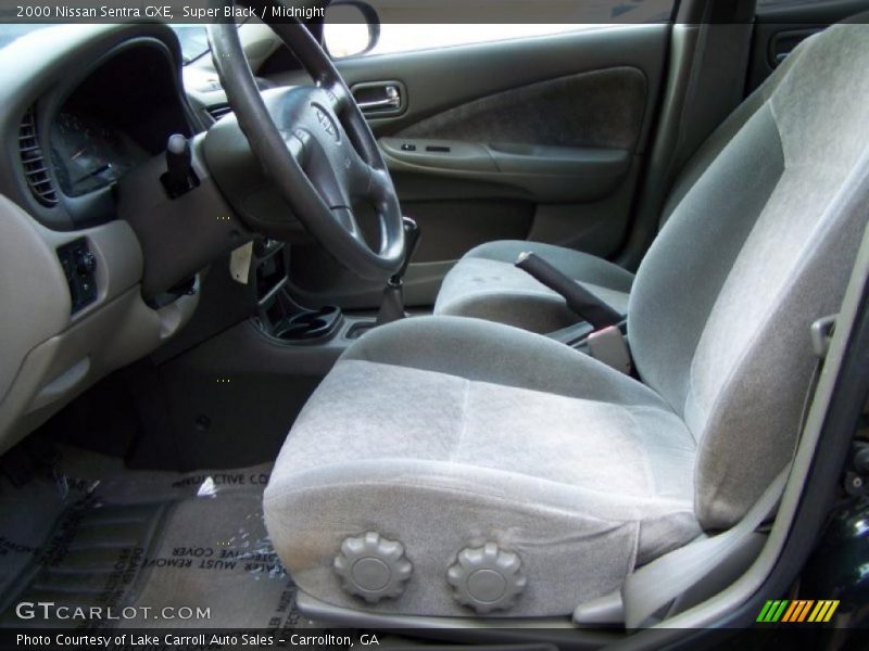 Super Black / Midnight 2000 Nissan Sentra GXE
