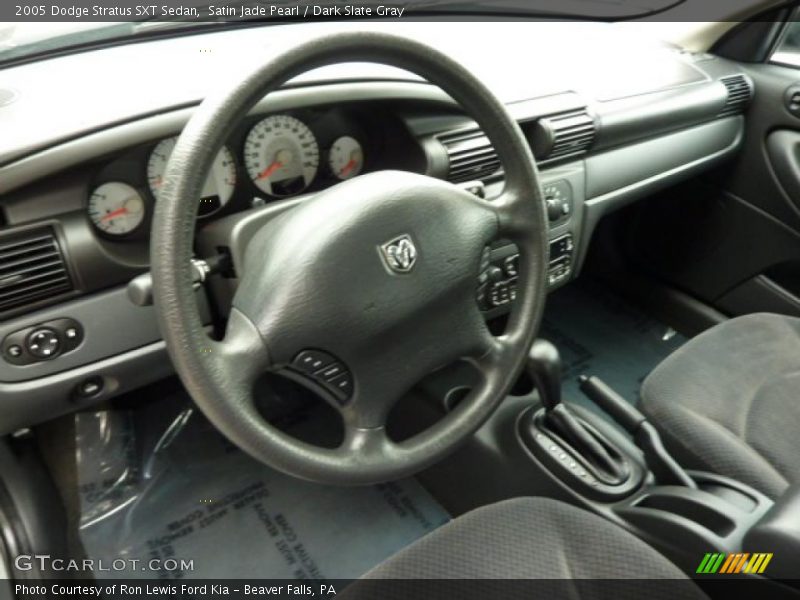 Satin Jade Pearl / Dark Slate Gray 2005 Dodge Stratus SXT Sedan