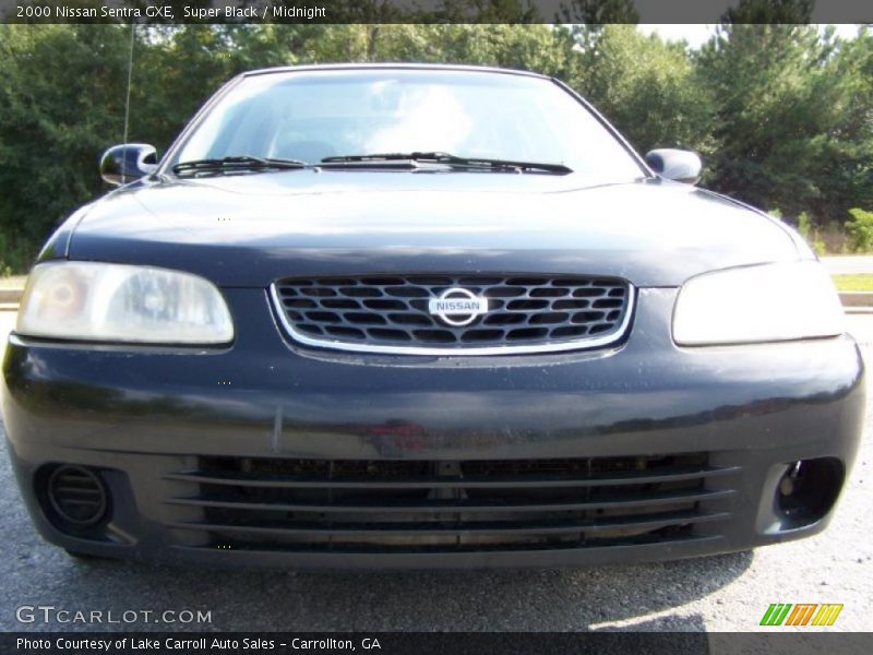 Super Black / Midnight 2000 Nissan Sentra GXE