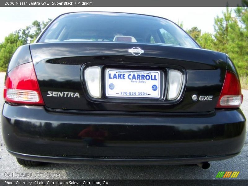 Super Black / Midnight 2000 Nissan Sentra GXE