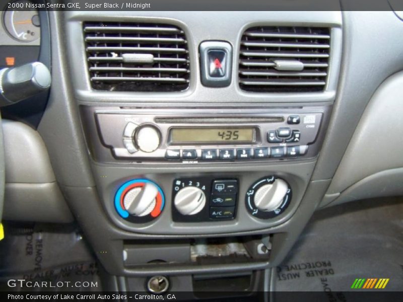 Super Black / Midnight 2000 Nissan Sentra GXE