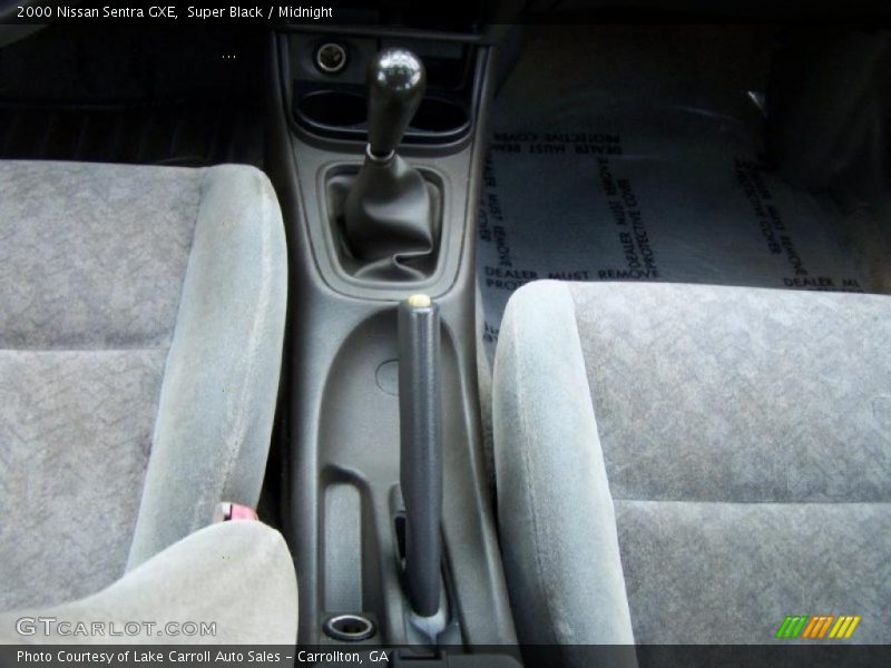 Super Black / Midnight 2000 Nissan Sentra GXE