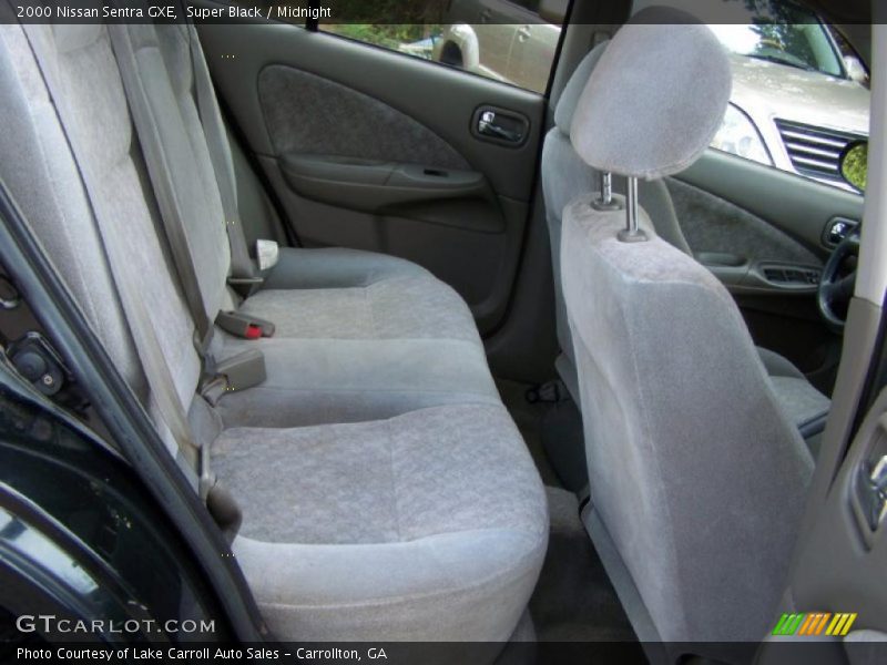 Super Black / Midnight 2000 Nissan Sentra GXE