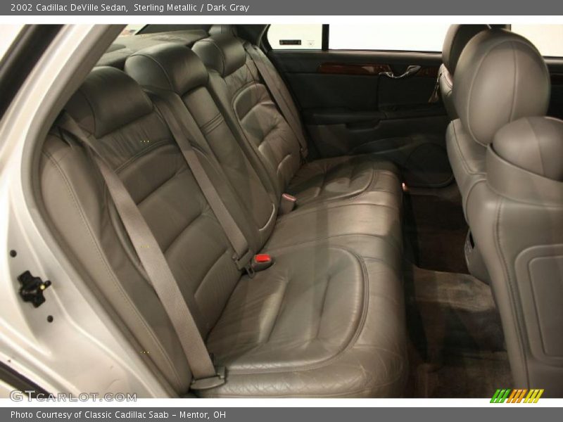 Sterling Metallic / Dark Gray 2002 Cadillac DeVille Sedan