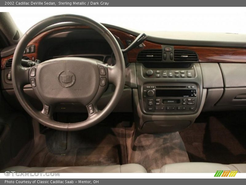 Sterling Metallic / Dark Gray 2002 Cadillac DeVille Sedan