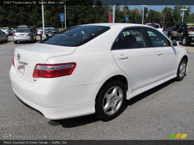 Super White / Ash 2007 Toyota Camry SE