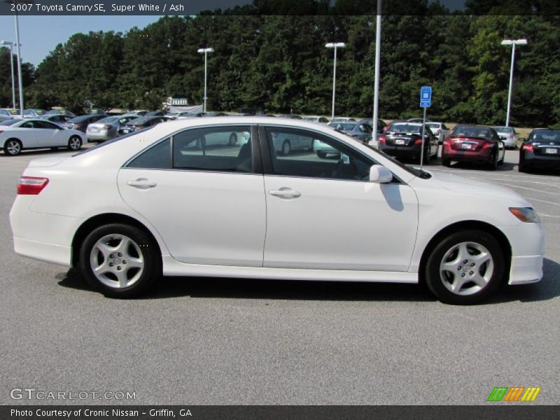 Super White / Ash 2007 Toyota Camry SE