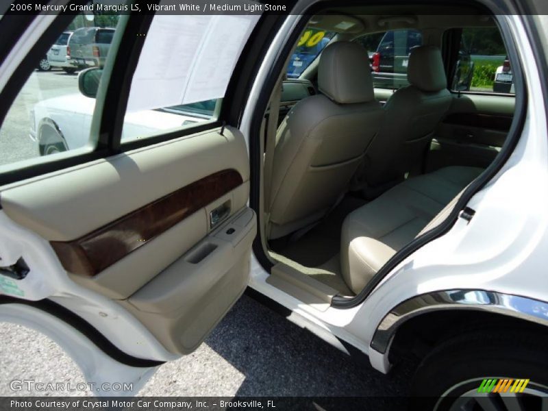 Vibrant White / Medium Light Stone 2006 Mercury Grand Marquis LS