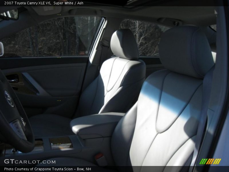 Super White / Ash 2007 Toyota Camry XLE V6