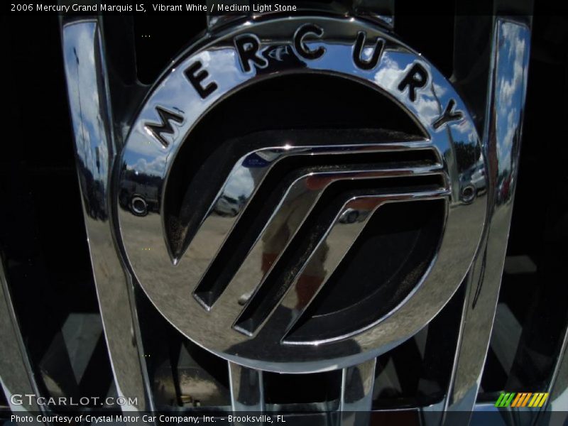 Vibrant White / Medium Light Stone 2006 Mercury Grand Marquis LS