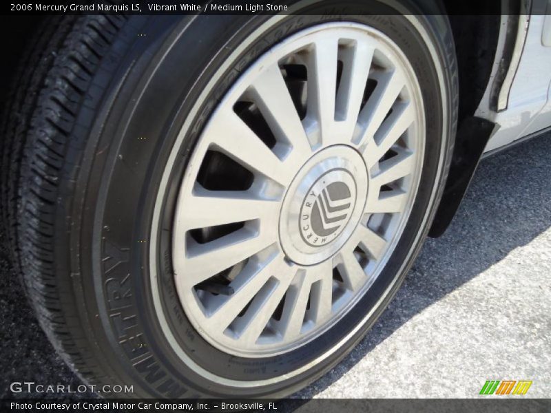 Vibrant White / Medium Light Stone 2006 Mercury Grand Marquis LS