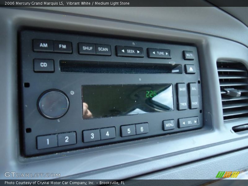 Vibrant White / Medium Light Stone 2006 Mercury Grand Marquis LS