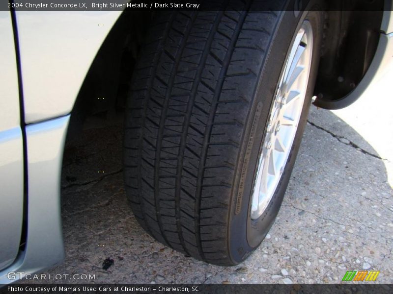 Bright Silver Metallic / Dark Slate Gray 2004 Chrysler Concorde LX