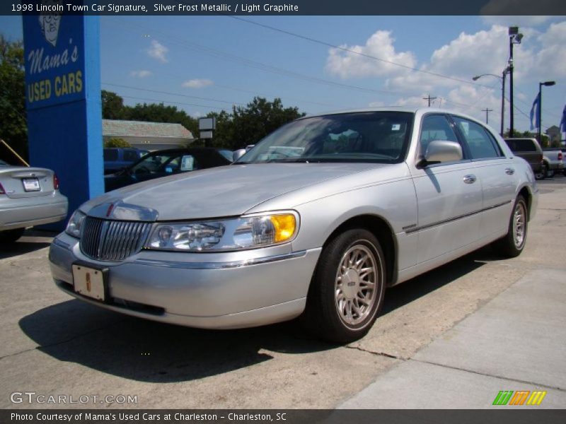 Silver Frost Metallic / Light Graphite 1998 Lincoln Town Car Signature