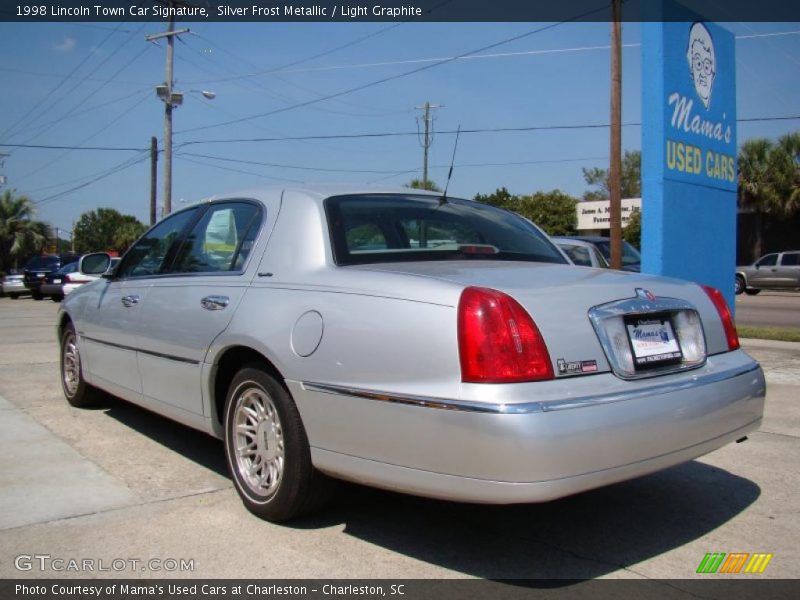 Silver Frost Metallic / Light Graphite 1998 Lincoln Town Car Signature