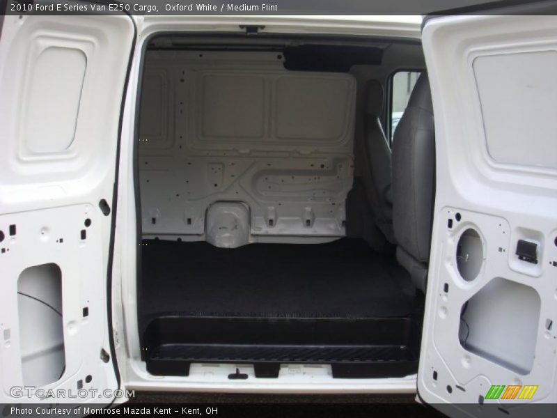 Oxford White / Medium Flint 2010 Ford E Series Van E250 Cargo