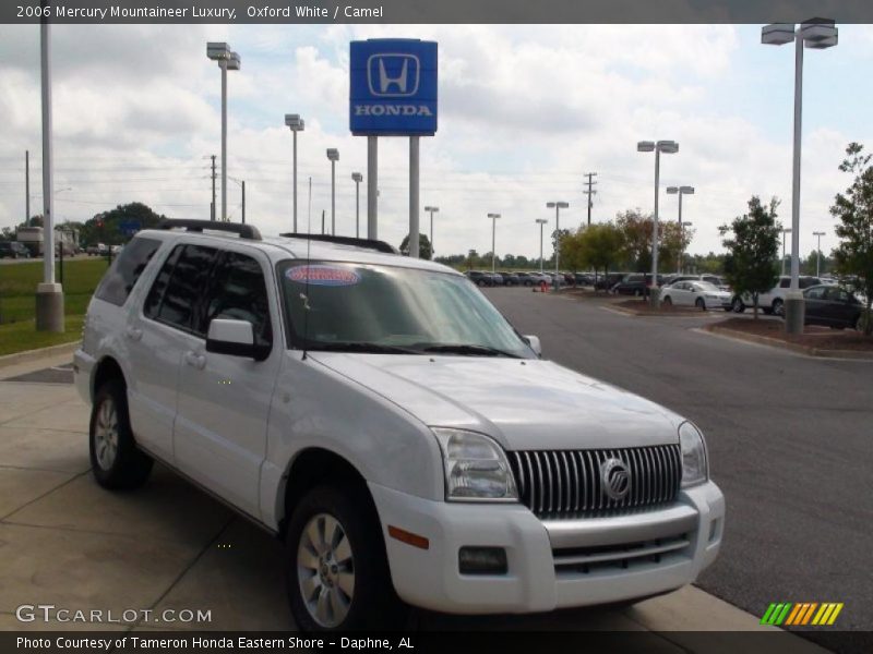 Oxford White / Camel 2006 Mercury Mountaineer Luxury