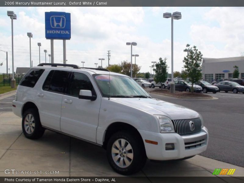 Oxford White / Camel 2006 Mercury Mountaineer Luxury
