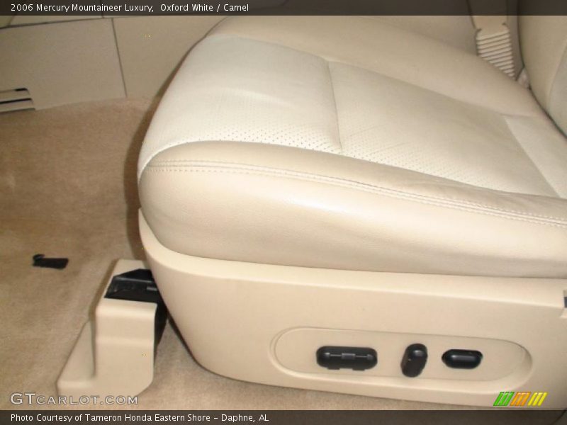 Oxford White / Camel 2006 Mercury Mountaineer Luxury